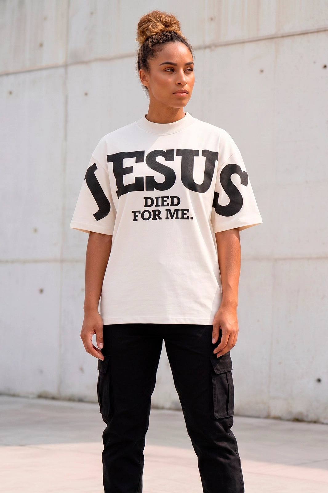 Camiseta Oversized Off/Preto Unissex Jesus Died For Me