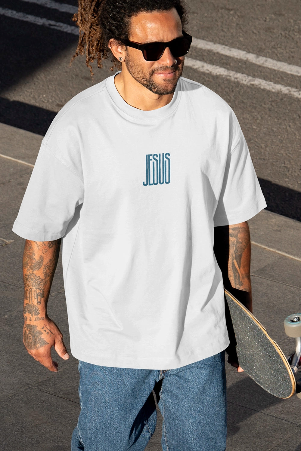 Camiseta Oversized Premium Unissex - Jesus Nome Sobre Todo Nome Yahjess