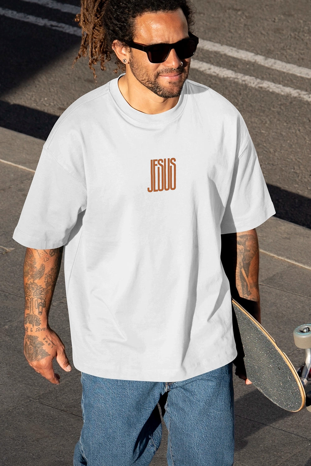 Camiseta Oversized Premium Unissex - Jesus Nome Sobre Todo Nome Yahjess